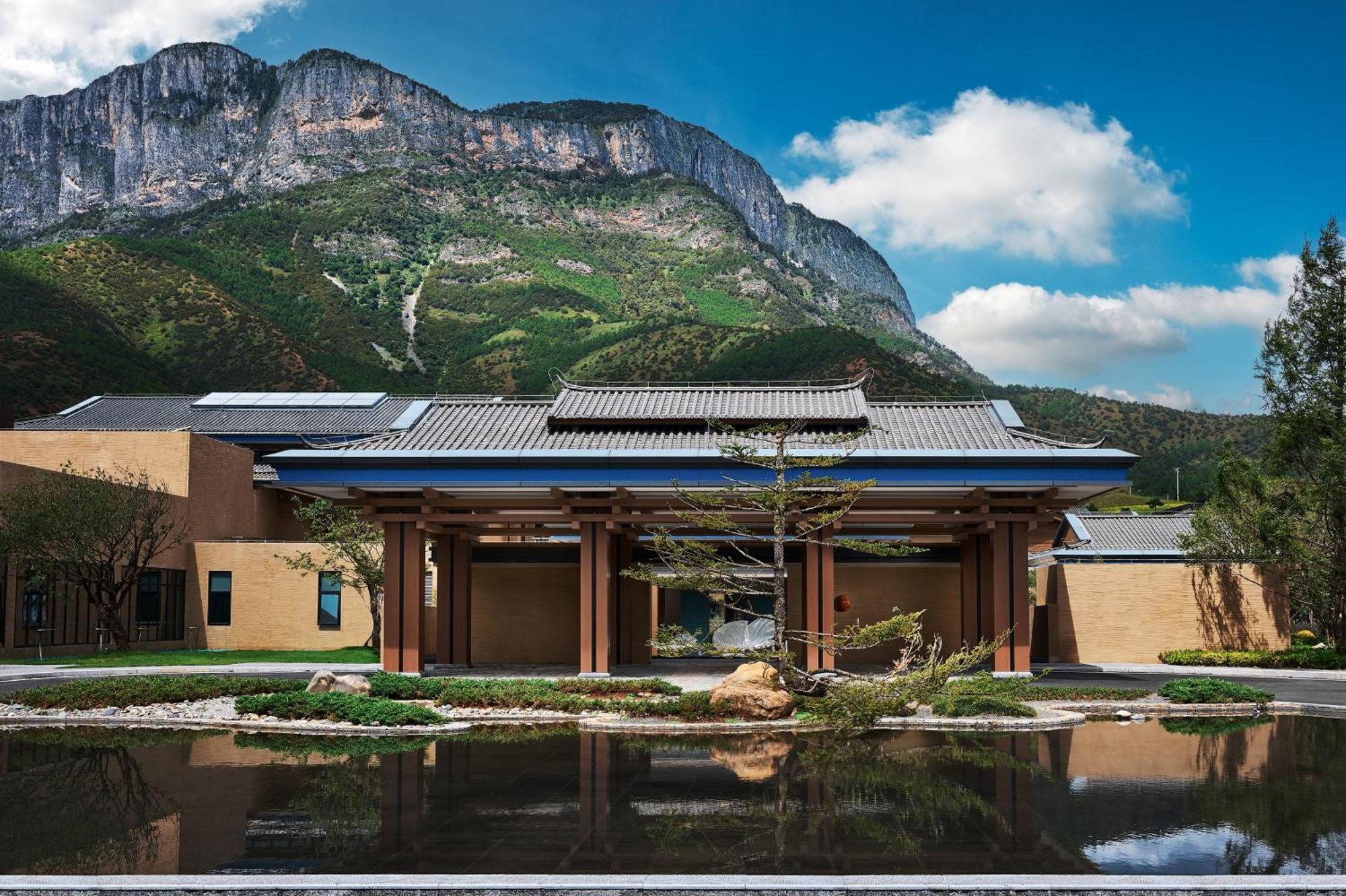 Hotel Indigo Lugu Lake By Ihg ลี่เจียง ภายนอก รูปภาพ